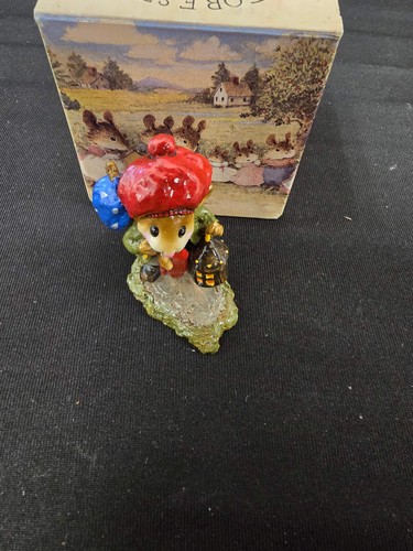 Wee forest folk - forest,